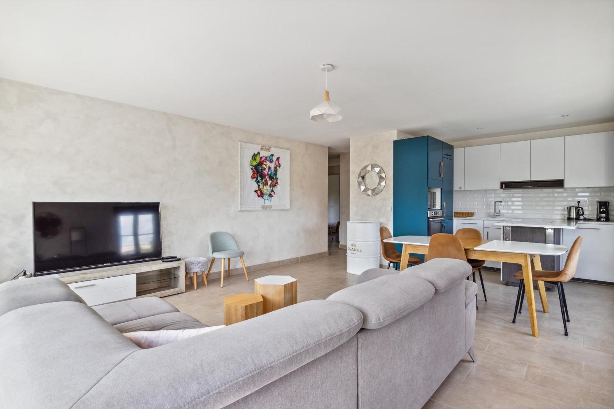 Appartement De Messugues - Appt Standing Vue Mer Saint-Raphaël Екстериор снимка